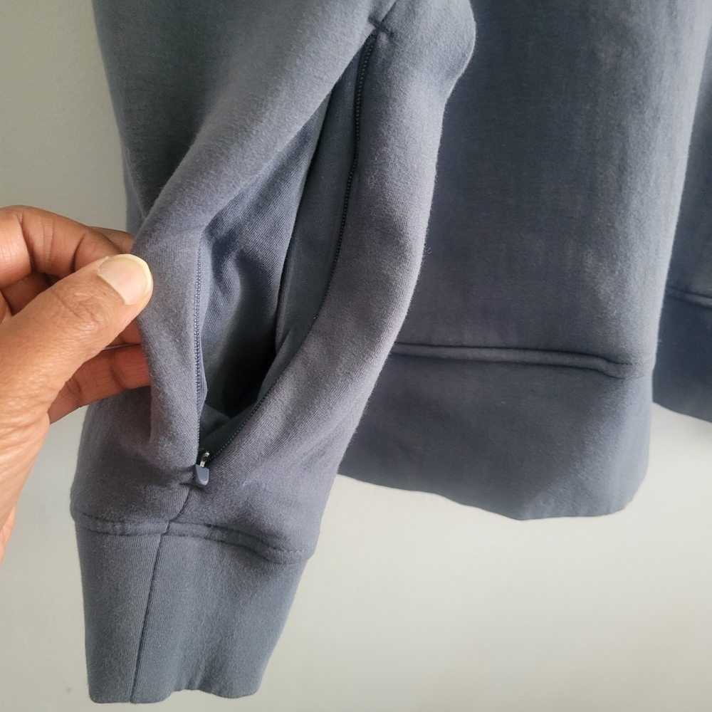 BANANA REPUBLIC (B. R Standard Line) Men's Size L Blue Hoodie - Picture 7 of 10